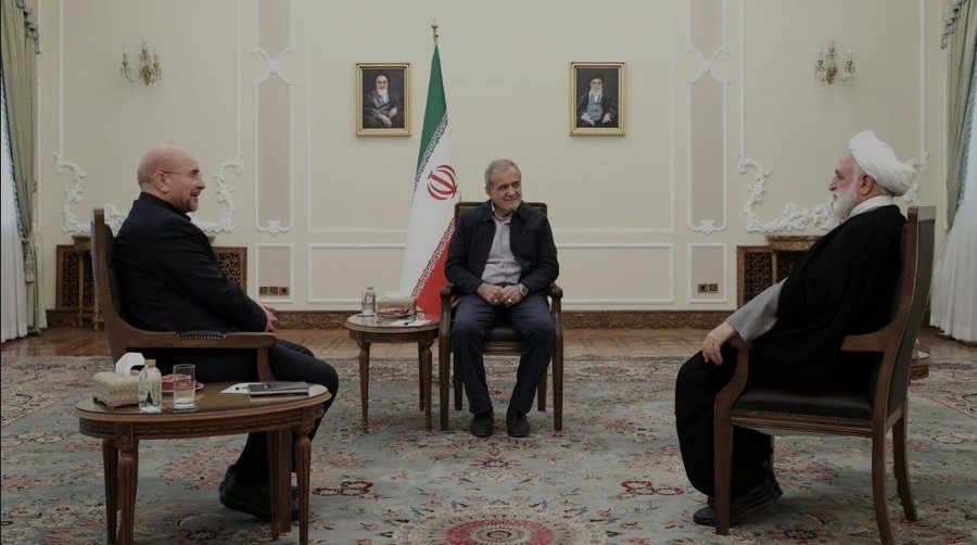 اولین نشست سران قوا به میزبانی رئیس جمهور پزشکیان برگزار شد