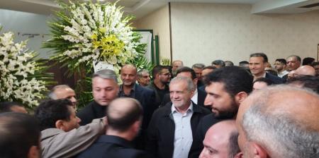 حضور پزشکیان، ظریف و پورمحمدی در یک مراسم ختم