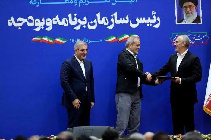 تیپ اسپرت دکتر پزشکیان مورد توجه مردم قرار گرفت