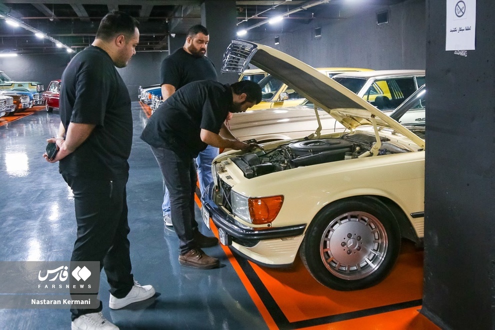 برگزاری نمایشگاه خودروهای کلاسیک در کرج 