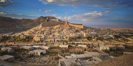 تصویر دیدنی از روستا و ارگ تاریخی فورگ