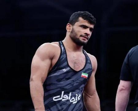 علیرضا مهمدی اولین نقره ایران در المپیک را صید کرد