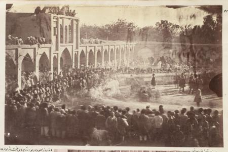 میدان توپخانه خوی در روز عاشورا