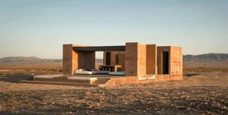 هتلی منحصر به فرد در وسط بیابان؛ معماری باستانی «اردن» در صحراهای کالیفرنیا+ تصاویری