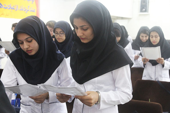 امیدواری بهداشتکاران رسمی بعد از موفقیت پرستاران
