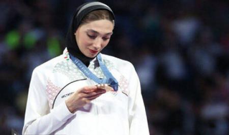 واکنش تند یک پزشک به درخواست مبینا نعمت‌زاده+ تصویر