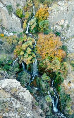 طبیعت زیبای آبشار شیوند در استان خوزستان