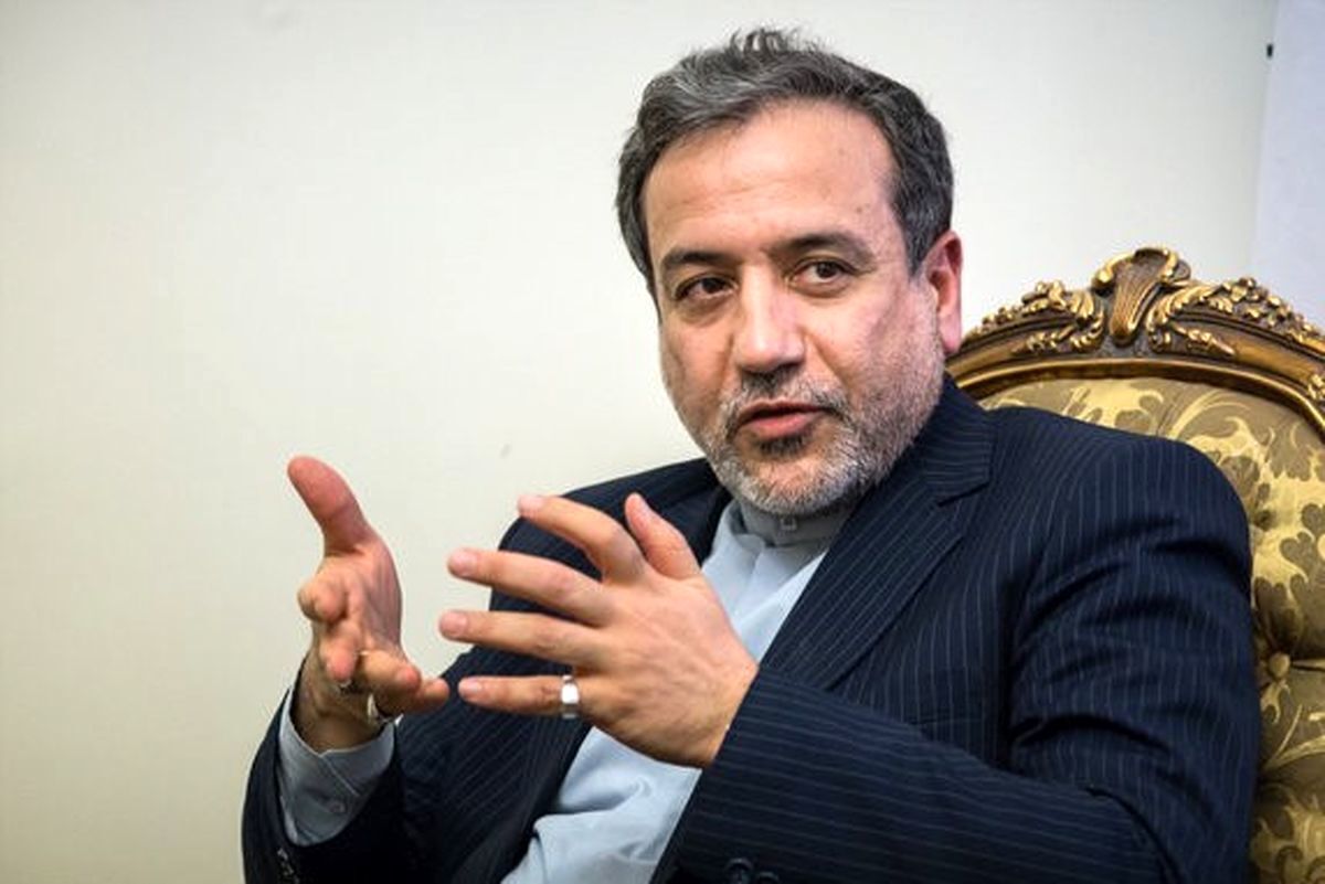 تصویر خاصی که عراقچی از خودش در صحن مجلس منتشر کرد