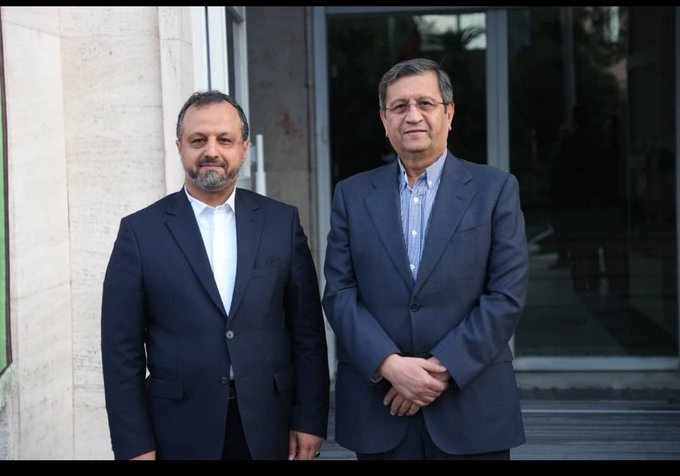 اولین تصویر دکتر همتی پس از ورود به وزارت اقتصاد