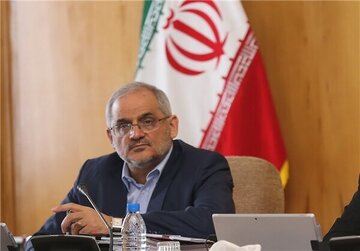 رئیس دفتر پزشکیان در مراسم عزاداری بیت آیت الله نوری همدانی+ عکس
