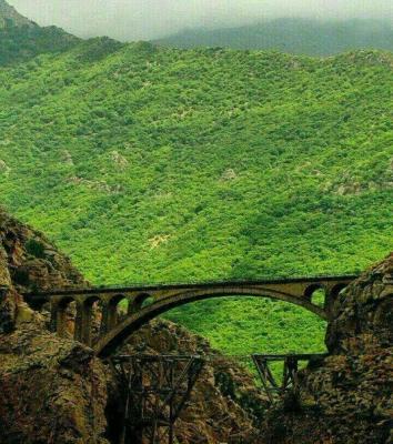نمایی رویایی از پل ورسک در مازندران