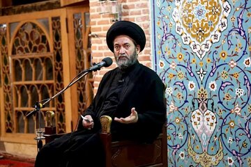 عکسی پربازدید از امام جمعه اردبیل در میان نوجوانان دوچرخه سوار