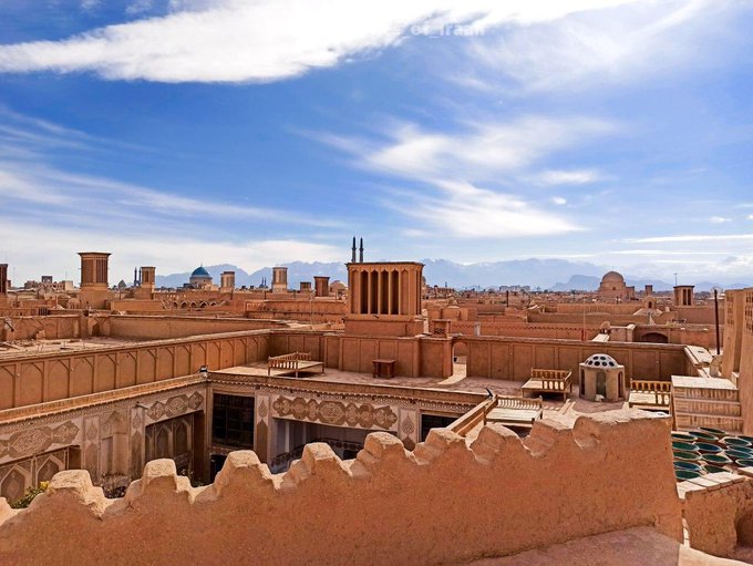 تصویری از یزد و آسمان خاص اش+عکس