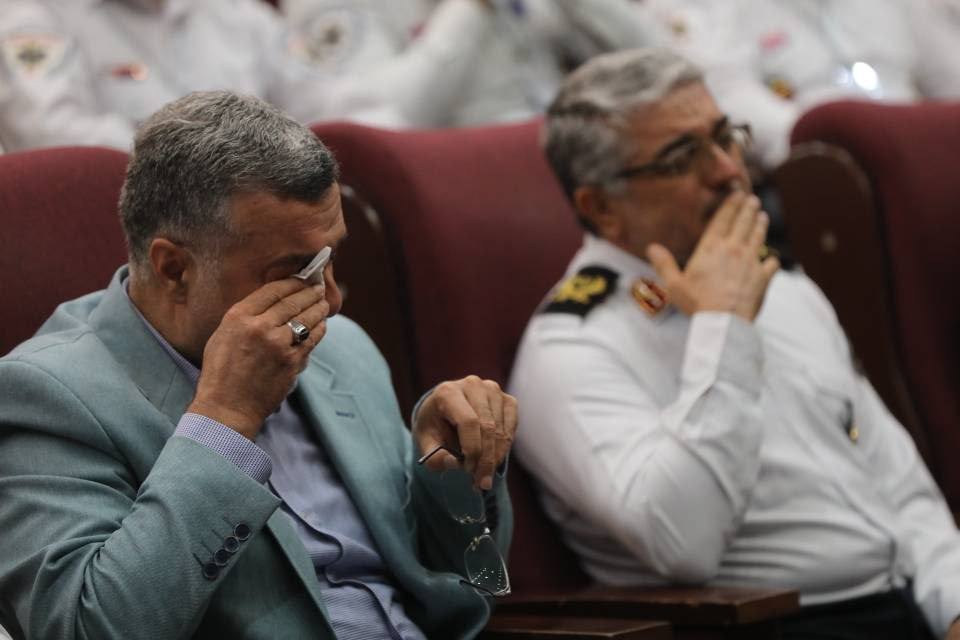 ‌اشک‌های وزیر بهداشت با مشاهده کلیپ نجات جان یک کودک درآمد+عکس