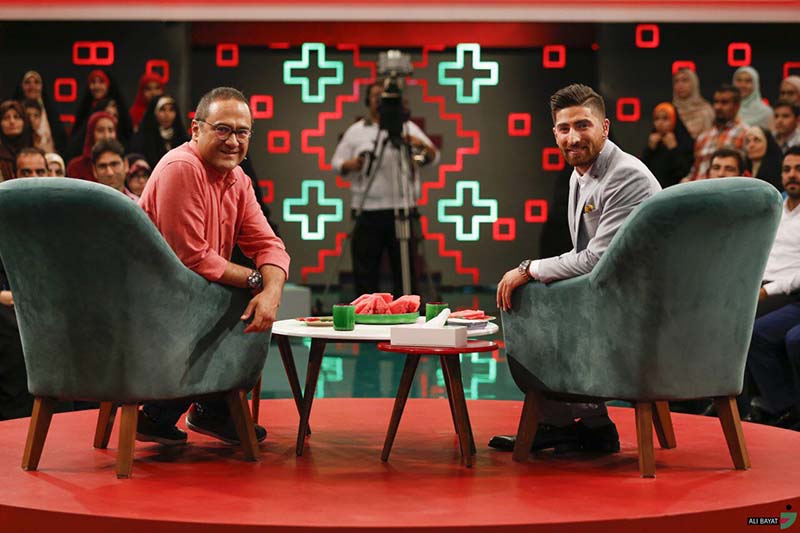 لژیونر اروپایی تیم ملی میهمان برنامه امشب «خندوانه» + عکس