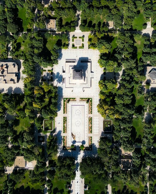 تصویر هوایی دیدنی از آرامگاه فردوسی +عکس