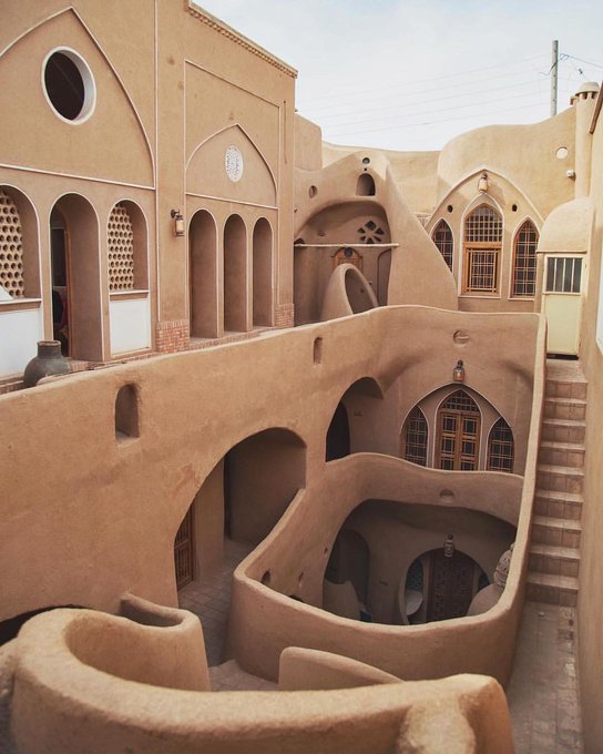 نمایی خاص از خانه اخوان در کاشان +عکس