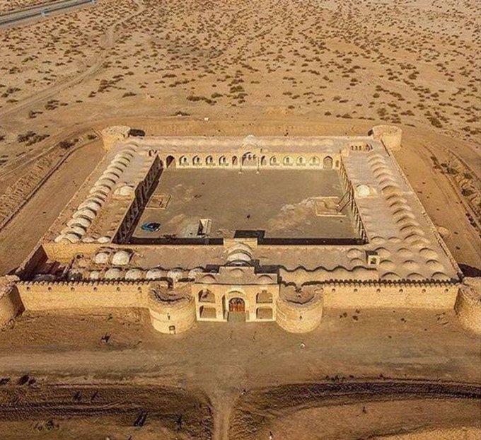 تصویر هوایی بی نظیر از کاروانسرای دیر گچین