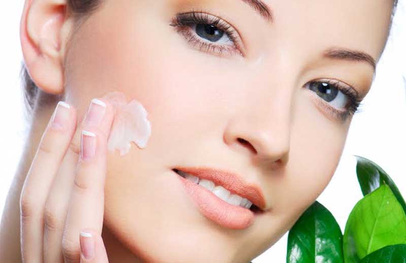 ۱۲ راه طبیعی برای جوان‌سازی پوست /اینفوگرافیک