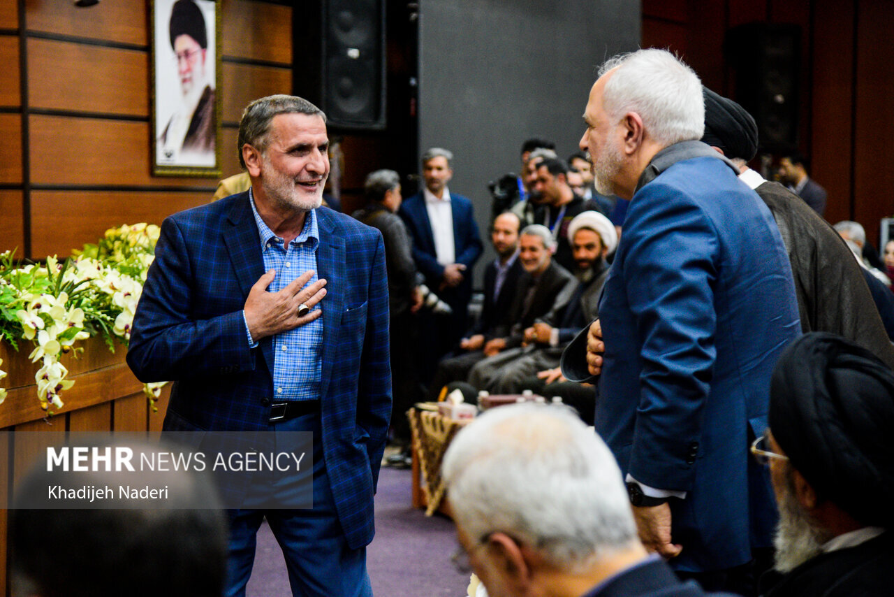 عکسی از خوش و بش ظریف با استاندار پرحاشیه 