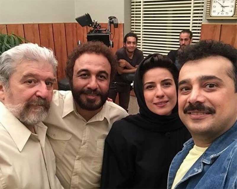 تیپ رضا عطاران در پشت صحنه یک فیلم! + عکس