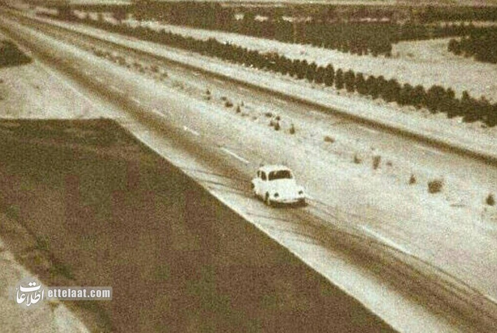 تصویری دیدنی از ساخت آزادراه تهران-کرج در دهه ۴۰
