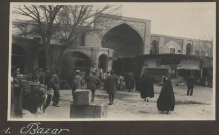 تصویری از بازار تهران در دوره قاجار