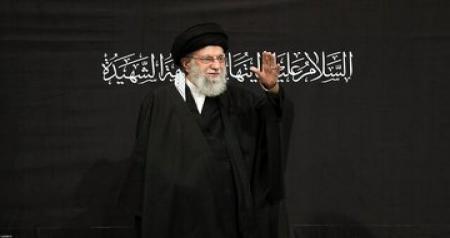تصویری از پزشکیان در کنار رهبر انقلاب 