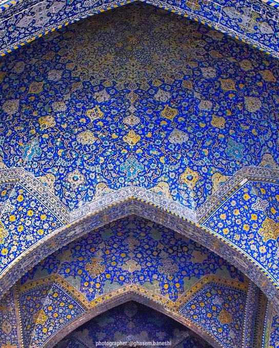 شکوه کاشی‌کاری‌های اصفهان