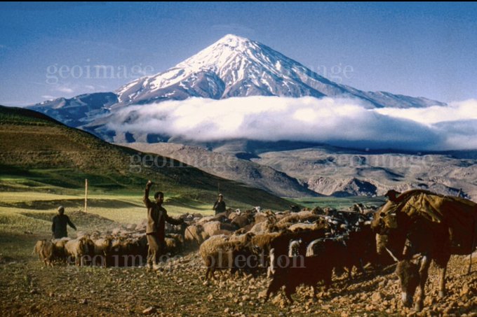 کوه دماوند در  اوایل دهه چهل شمسی +عکس