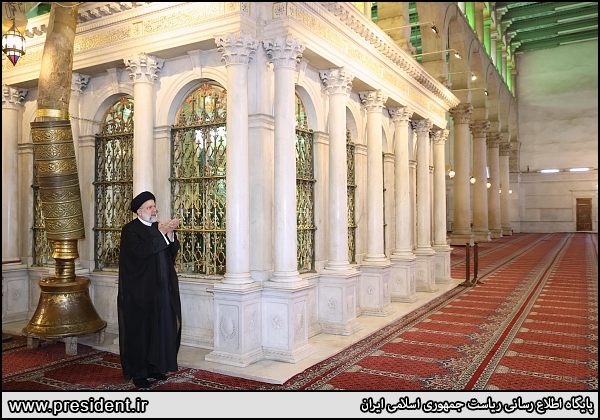 نماز شهید رئیسی در مسجد جامع اموی دمشق + عکس