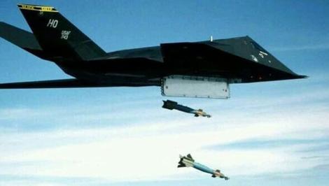 عجیب ترین جنگنده نیروی هوایی آمریکا را از نزدیک ببینید+ تصاویر