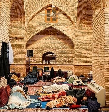 عکس های کمتر دیده شده از اولین اعتکاف رسمی در تهران در سال 68 