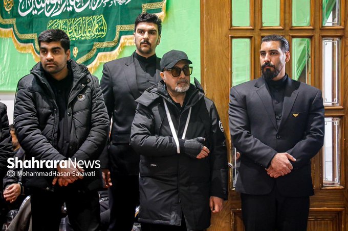 حضور رضا عطاران با دو بادیگارد در مراسم ترحیم پدرش در مشهد