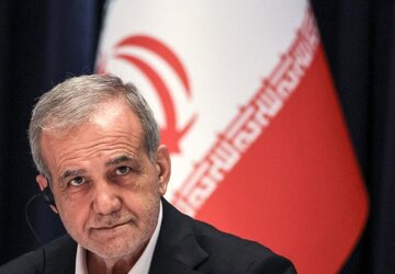 واکنش جالب پزشکیان به احترام نظامی سردار سپاه + عکس