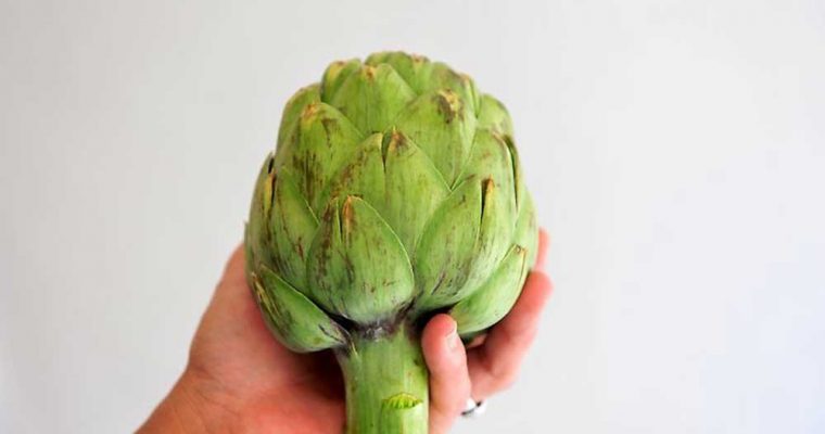 برای پاکسازی کبد آب آرتیشو بنوشید