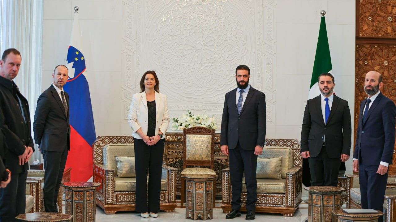 دیدار وزیر خارجه زن اسلوونی با جولانی