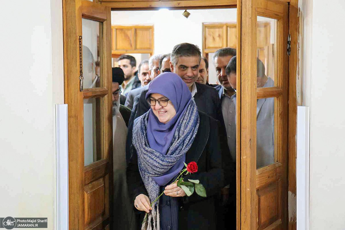 بازدید سخنگوی دولت از بیت تاریخی امام خمینی + عکس