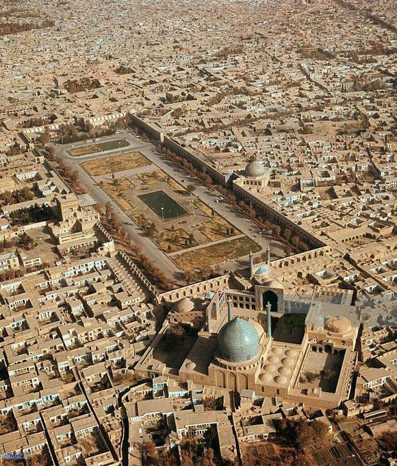 میدان نقش جهان اصفهان از فراز آسمان‌ها+عکس