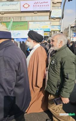  تصویری از مصطفی خامنه‌ای در راهپیمایی امروز 