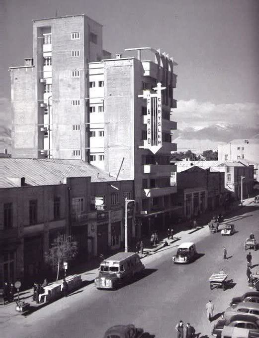 تهران  خیابان سعدی سال ۱۳۲۹ خورشیدی این شکلی بود