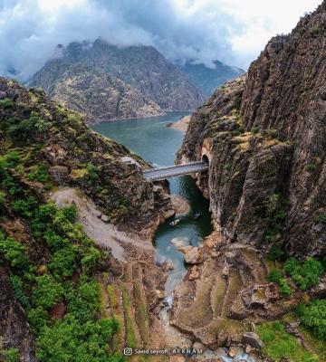 چشم‌انداز طبیعت زیبای سد داریان میان شگفتی‌های کرمانشاه و کردستان