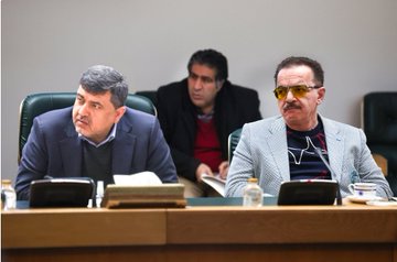تصاویری از نشست رئیس کل و مدیران بانک مرکزی با رئیس جمهور 