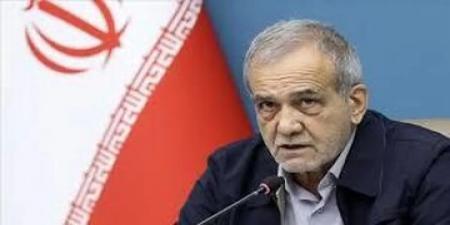 پزشکیان در کنار پزشک رهبر انقلاب+ تصاویر