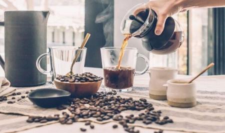 این افراد در برابر نوشیدن قهوه محتاط باشند