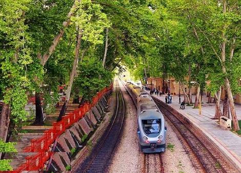 ۵ مسیر شگفت‌انگیز ریلی برای سفر نوروزی+ تصاویر