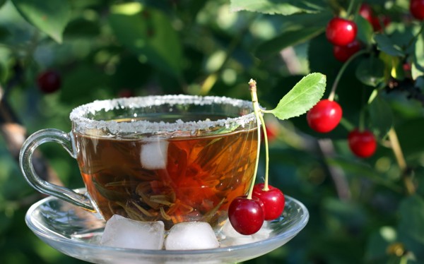   فواید بی نظیر چای آلبالو که از آن بی خبر هستید