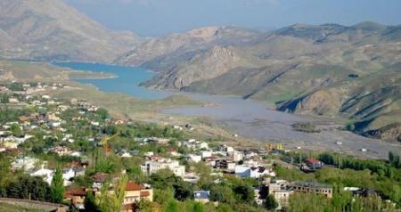 یک «خانواده آمریکایی در کنار رودخانه جاجرود»؛ سال 1336+ عکس