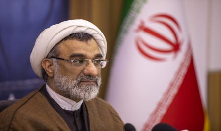 لزوم حکمرانی حجاب با رویکرد مردمی و حمایت حاکمیت/ وضعیت اقتصادی و عدم حمایت از تولیدکنندگان پوشش مناسب از عوامل بدحجابی است 