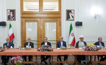 ضیافت افطار عراقچی با حضور سفرا و روسای نمایندگی‌های کشورهای اسلامی